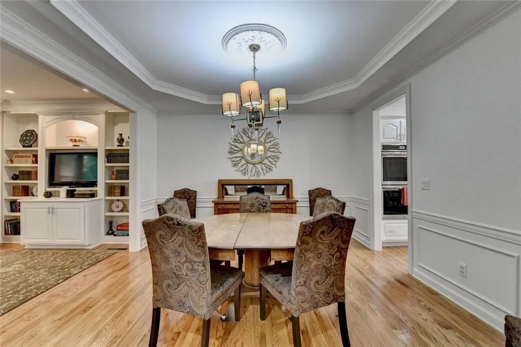 16 Carrington Way, Atlanta, Georgia 30328, 3 Bedrooms Bedrooms, ,3 BathroomsBathrooms,Residential,For Sale,16 Carrington Way,7758170