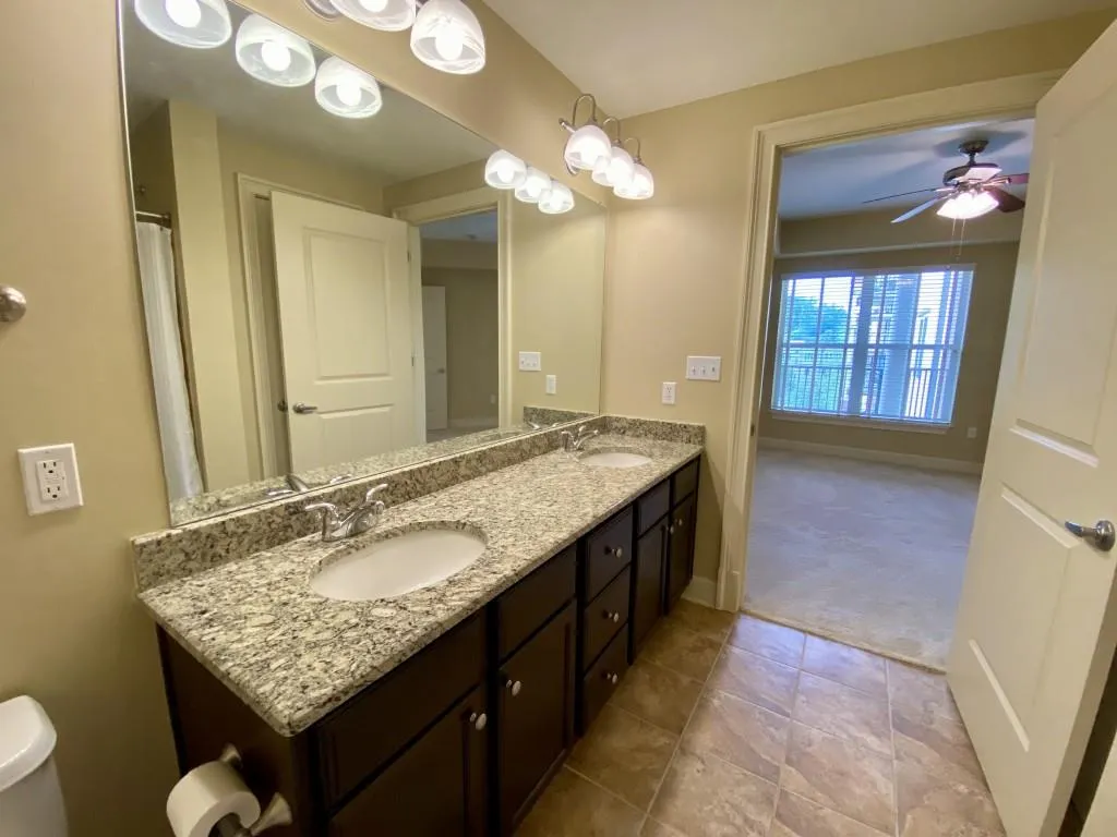 200 River Vista Drive Unit 627, Atlanta, Georgia 30339, 2 Bedrooms Bedrooms, ,2 BathroomsBathrooms,Residential,Sold,200 River Vista Drive Unit 627,6784337