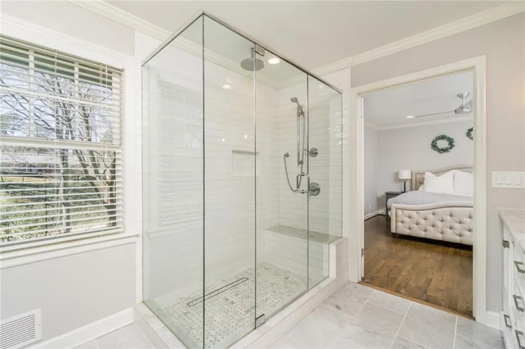 6855 Castleton Drive, Atlanta, Georgia 30328, 3 Bedrooms Bedrooms, ,4 BathroomsBathrooms,Residential,Sold,6855 Castleton Drive,6859399