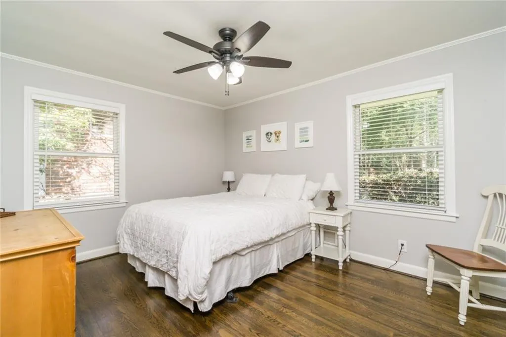 6855 Castleton Drive, Atlanta, Georgia 30328, 3 Bedrooms Bedrooms, ,4 BathroomsBathrooms,Residential,Sold,6855 Castleton Drive,6859399