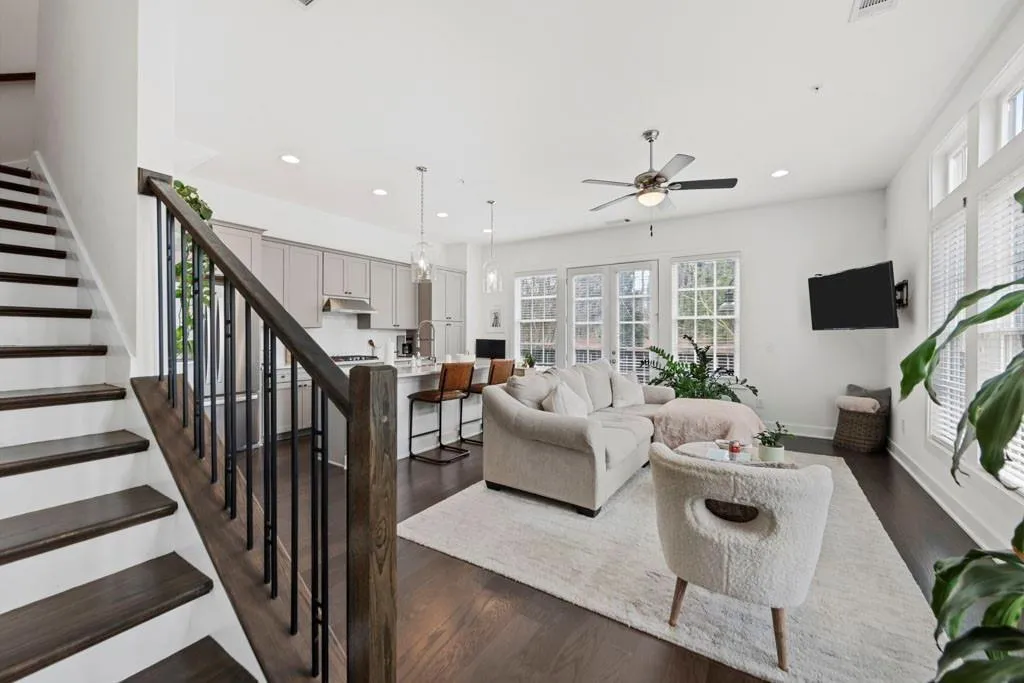 6711 Cadence Boulevard, Sandy Springs, Georgia 30328, 1 Bedroom Bedrooms, ,1 BathroomBathrooms,Residential,Sold,6711 Cadence Boulevard,7571863