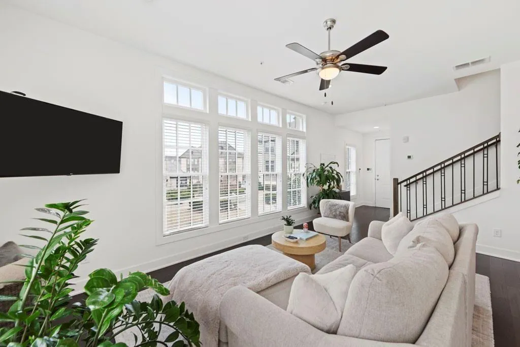 6711 Cadence Boulevard, Sandy Springs, Georgia 30328, 1 Bedroom Bedrooms, ,1 BathroomBathrooms,Residential,Sold,6711 Cadence Boulevard,7571863