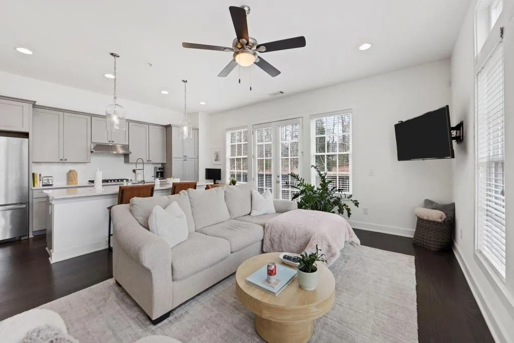 6711 Cadence Boulevard, Sandy Springs, Georgia 30328, 1 Bedroom Bedrooms, ,1 BathroomBathrooms,Residential,Sold,6711 Cadence Boulevard,7571863