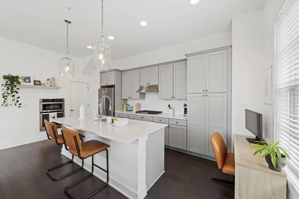 6711 Cadence Boulevard, Sandy Springs, Georgia 30328, 1 Bedroom Bedrooms, ,1 BathroomBathrooms,Residential,Sold,6711 Cadence Boulevard,7571863