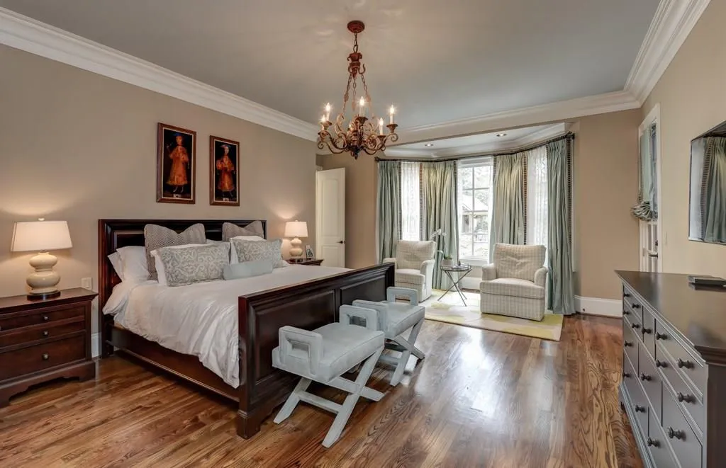 710 E Northway Lane, Atlanta, Georgia 30342, 6 Bedrooms Bedrooms, ,5 BathroomsBathrooms,Residential,Sold,710 E Northway Lane,5894372