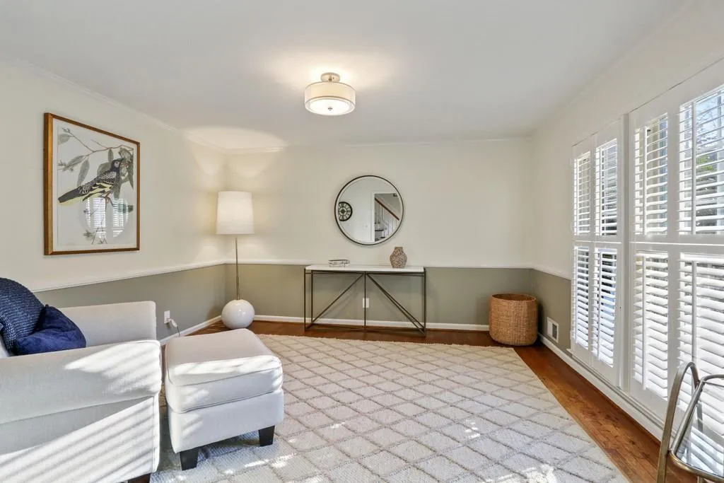 5015 Vallo Vista Court, Atlanta, Georgia 30342, 4 Bedrooms Bedrooms, ,2 BathroomsBathrooms,Residential,Sold,5015 Vallo Vista Court,6863529