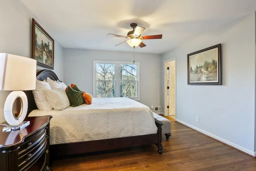 5015 Vallo Vista Court, Atlanta, Georgia 30342, 4 Bedrooms Bedrooms, ,2 BathroomsBathrooms,Residential,Sold,5015 Vallo Vista Court,6863529