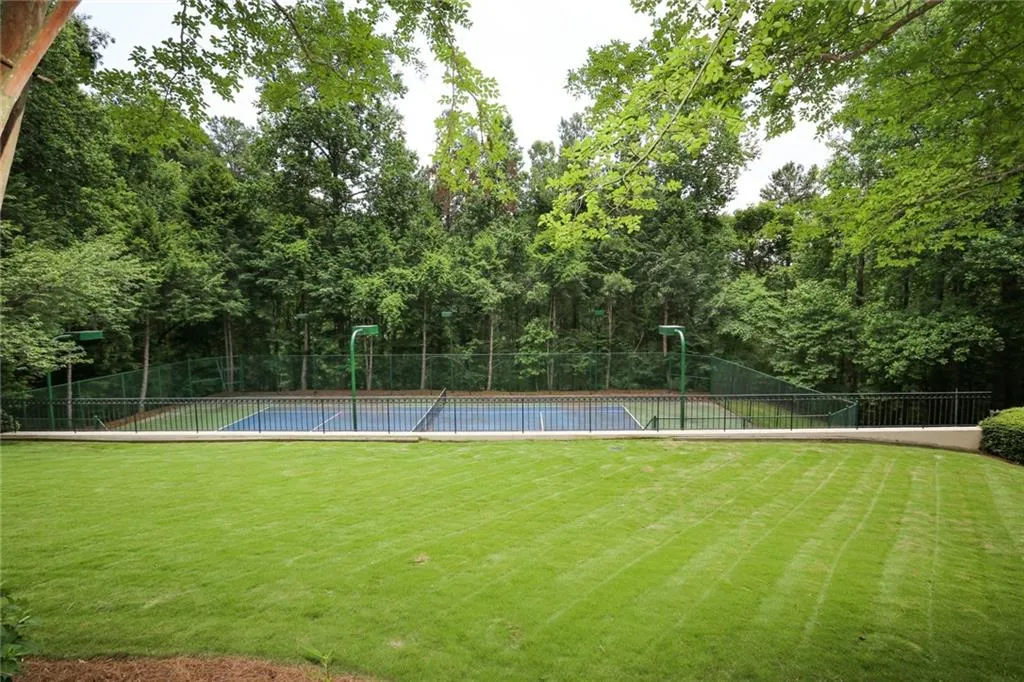 1370 Indian Trail, Sandy Springs, Georgia 30327, 6 Bedrooms Bedrooms, ,7 BathroomsBathrooms,Residential,Sold,1370 Indian Trail,6843194