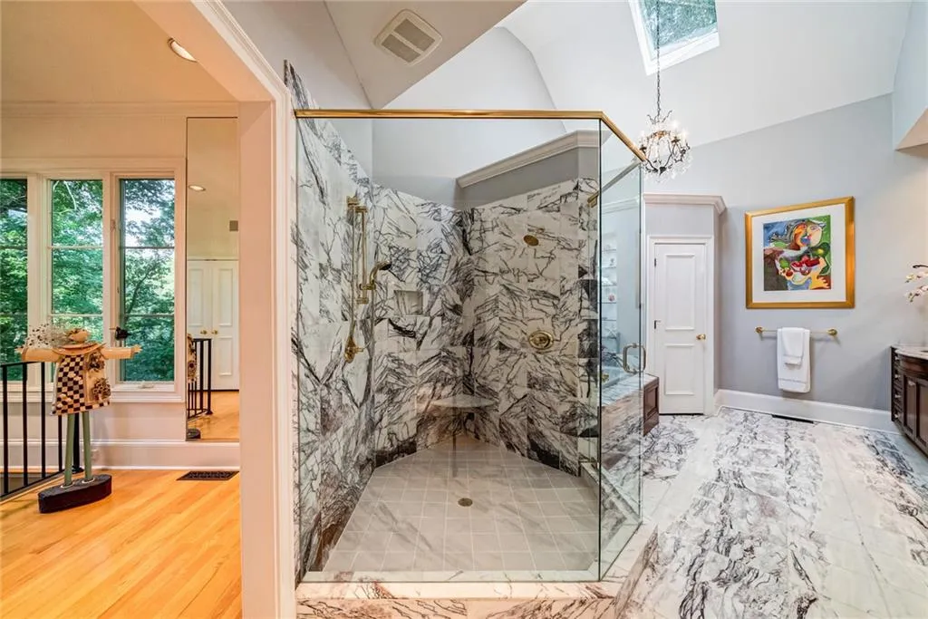 1370 Indian Trail, Sandy Springs, Georgia 30327, 6 Bedrooms Bedrooms, ,7 BathroomsBathrooms,Residential,Sold,1370 Indian Trail,6843194