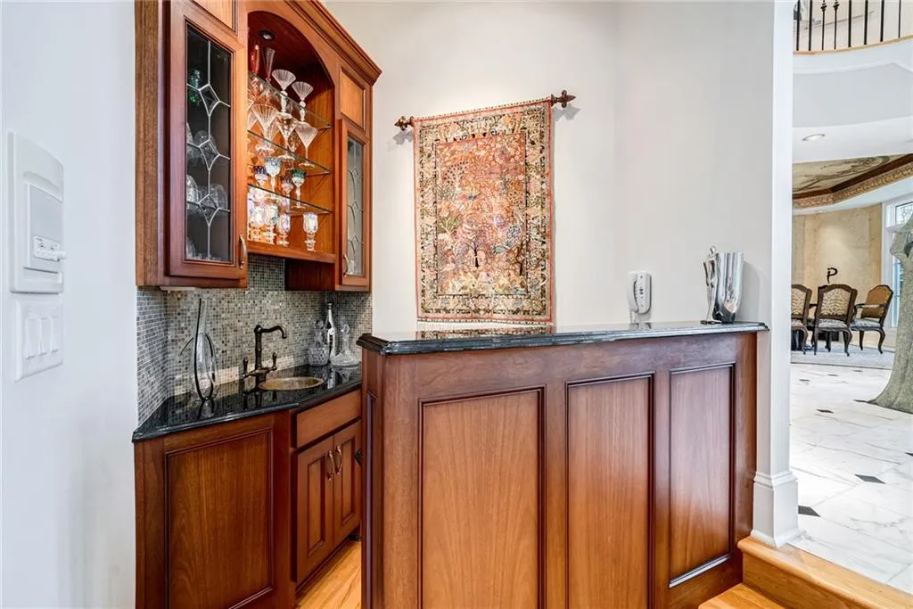 1370 Indian Trail, Sandy Springs, Georgia 30327, 6 Bedrooms Bedrooms, ,7 BathroomsBathrooms,Residential,Sold,1370 Indian Trail,6843194