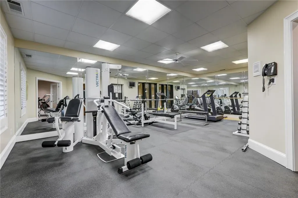 1370 Indian Trail, Sandy Springs, Georgia 30327, 6 Bedrooms Bedrooms, ,7 BathroomsBathrooms,Residential,Sold,1370 Indian Trail,6843194