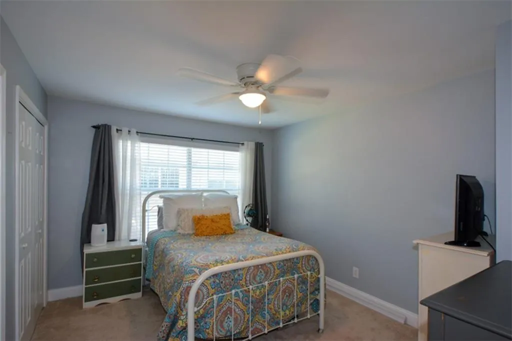 6980 Roswell Road Unit F5, Atlanta, Georgia 30328, 3 Bedrooms Bedrooms, ,2 BathroomsBathrooms,Residential,Sold,6980 Roswell Road Unit F5,7082695