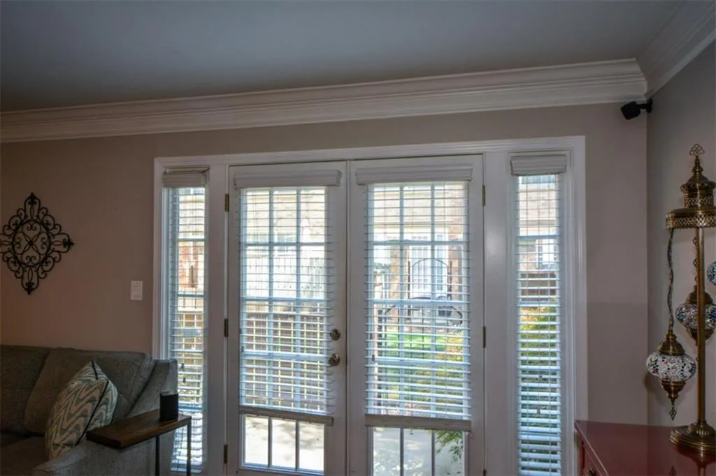 6980 Roswell Road Unit F5, Atlanta, Georgia 30328, 3 Bedrooms Bedrooms, ,2 BathroomsBathrooms,Residential,Sold,6980 Roswell Road Unit F5,7082695