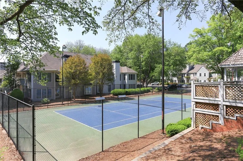 706 Abingdon Way, Atlanta, Georgia 30328, 1 Bedroom Bedrooms, ,1 BathroomBathrooms,Residential,Sold,706 Abingdon Way,7701877