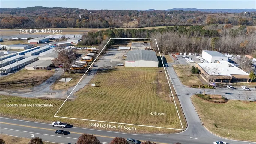 1849 Highway 41 South Sw, Calhoun, Georgia 30701