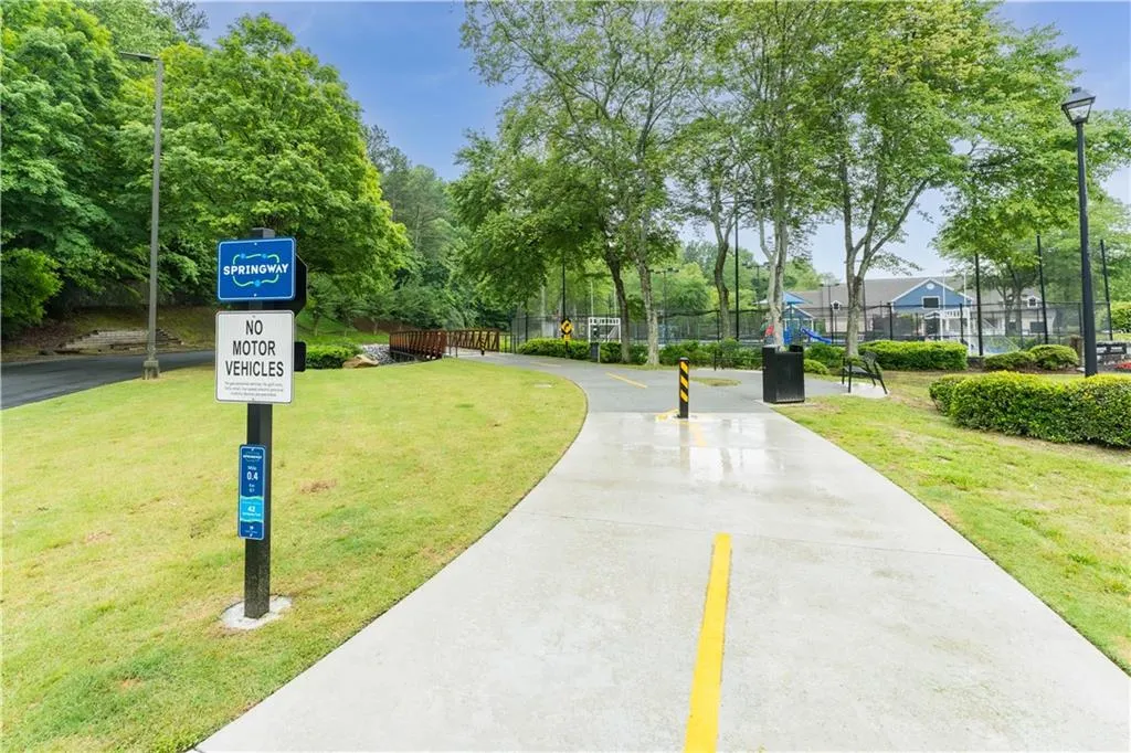 6204 Santa Fe Parkway, Atlanta, Georgia 30350, 2 Bedrooms Bedrooms, ,2 BathroomsBathrooms,Residential,Sold,6204 Santa Fe Parkway,7576380