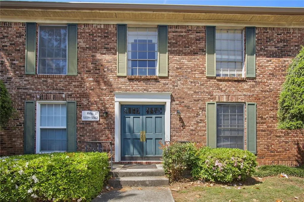 5561 Kingsport Drive, Sandy Springs, Georgia 30342, 3 Bedrooms Bedrooms, ,2 BathroomsBathrooms,Residential,Sold,5561 Kingsport Drive,6873581 5561 Kingsport Drive, Sandy Springs, Georgia 30342, 3 Bedrooms Bedrooms, ,2 BathroomsBathrooms,Residential,Sold,5561 Kingsport Drive,6873581