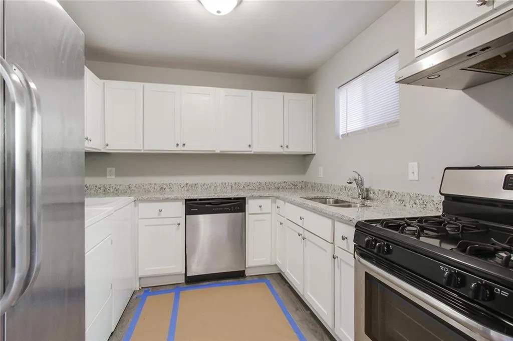 5561 Kingsport Drive, Sandy Springs, Georgia 30342, 3 Bedrooms Bedrooms, ,2 BathroomsBathrooms,Residential,Sold,5561 Kingsport Drive,6873581 5561 Kingsport Drive, Sandy Springs, Georgia 30342, 3 Bedrooms Bedrooms, ,2 BathroomsBathrooms,Residential,Sold,5561 Kingsport Drive,6873581