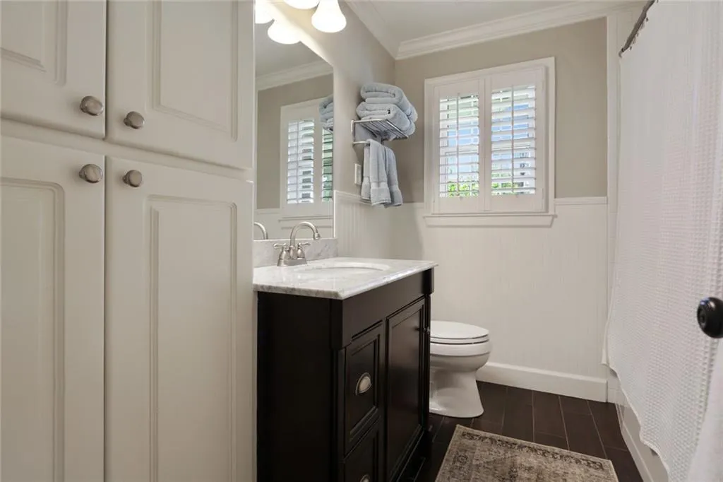 284 Elden Drive, Sandy Springs, Georgia 30342, 5 Bedrooms Bedrooms, ,3 BathroomsBathrooms,Residential,Sold,284 Elden Drive,6867916