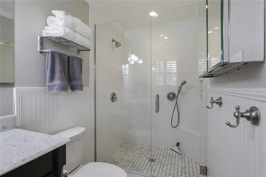 284 Elden Drive, Sandy Springs, Georgia 30342, 5 Bedrooms Bedrooms, ,3 BathroomsBathrooms,Residential,Sold,284 Elden Drive,6867916