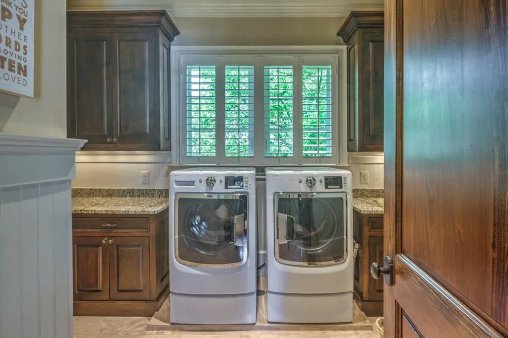 66 Mount Paran Road, Atlanta, Georgia 30327, 6 Bedrooms Bedrooms, ,6 BathroomsBathrooms,Residential,Sold,66 Mount Paran Road,5788610