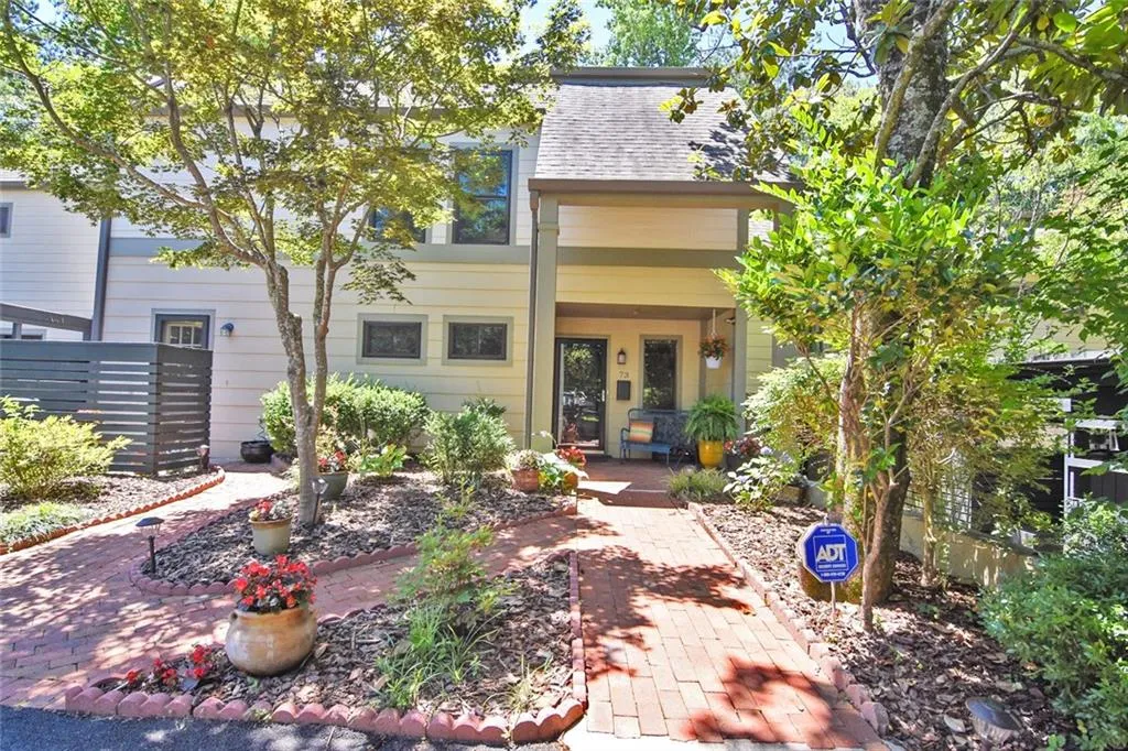 73 Forrest Place, Atlanta, Georgia 30328, 3 Bedrooms Bedrooms, ,2 BathroomsBathrooms,Residential,Sold,73 Forrest Place,6570076