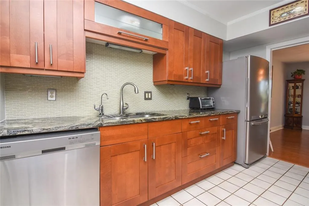 73 Forrest Place, Atlanta, Georgia 30328, 3 Bedrooms Bedrooms, ,2 BathroomsBathrooms,Residential,Sold,73 Forrest Place,6570076