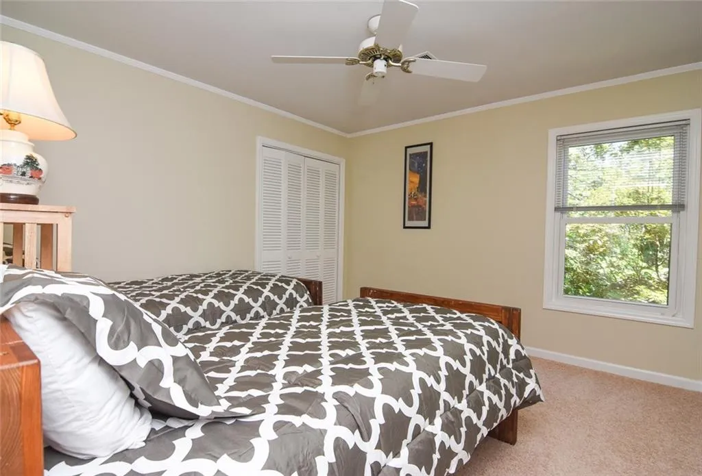73 Forrest Place, Atlanta, Georgia 30328, 3 Bedrooms Bedrooms, ,2 BathroomsBathrooms,Residential,Sold,73 Forrest Place,6570076
