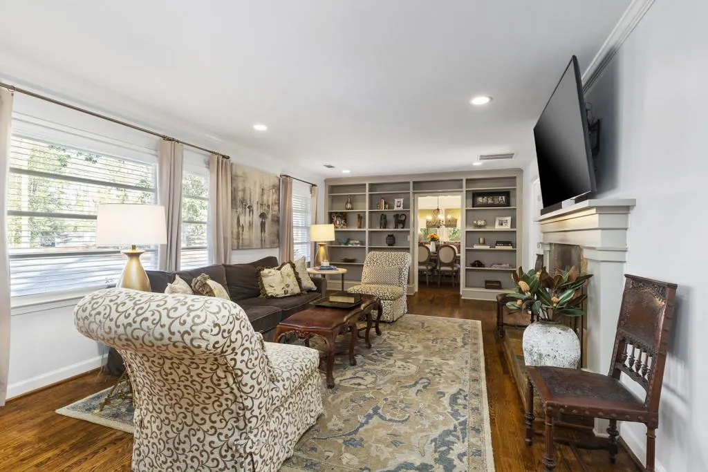 101 Mount Paran Road Ne, Atlanta, Georgia 30342, 4 Bedrooms Bedrooms, ,3 BathroomsBathrooms,Residential,Sold,101 Mount Paran Road Ne,7162763