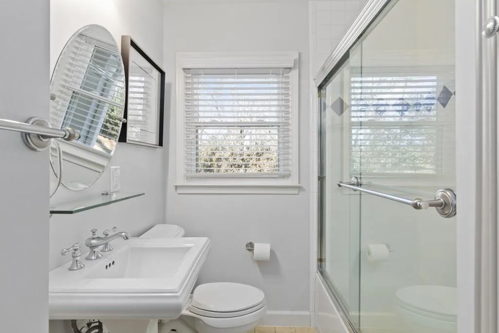 101 Mount Paran Road Ne, Atlanta, Georgia 30342, 4 Bedrooms Bedrooms, ,3 BathroomsBathrooms,Residential,Sold,101 Mount Paran Road Ne,7162763