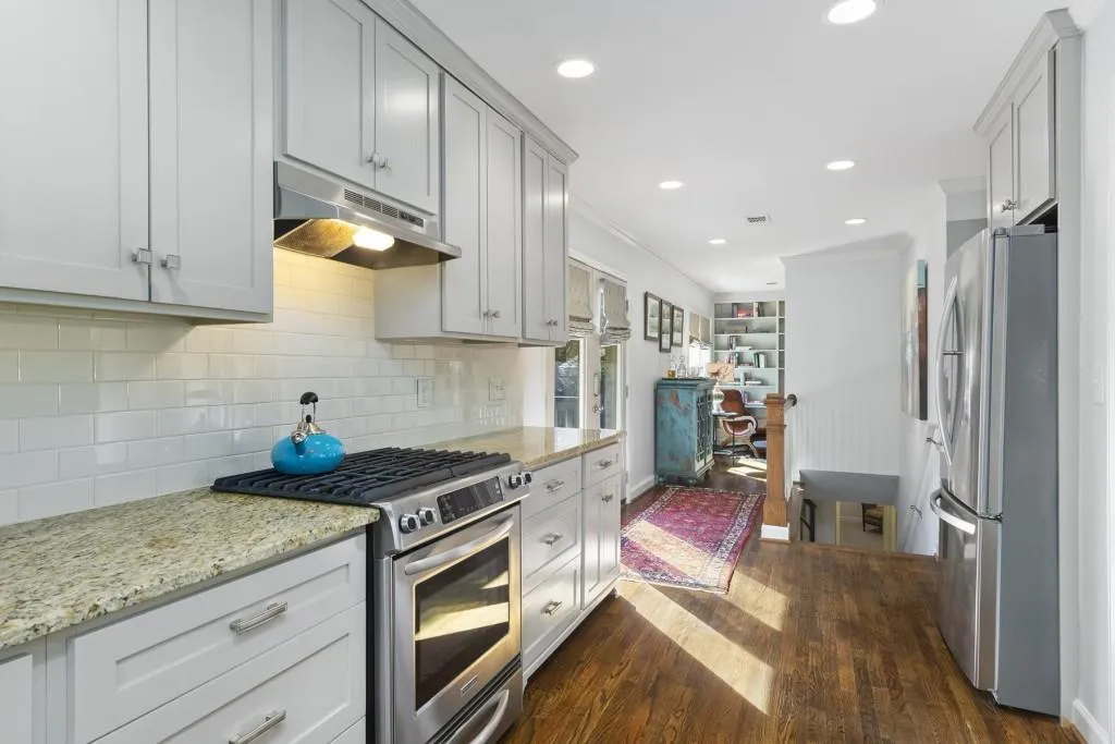 101 Mount Paran Road Ne, Atlanta, Georgia 30342, 4 Bedrooms Bedrooms, ,3 BathroomsBathrooms,Residential,Sold,101 Mount Paran Road Ne,7162763