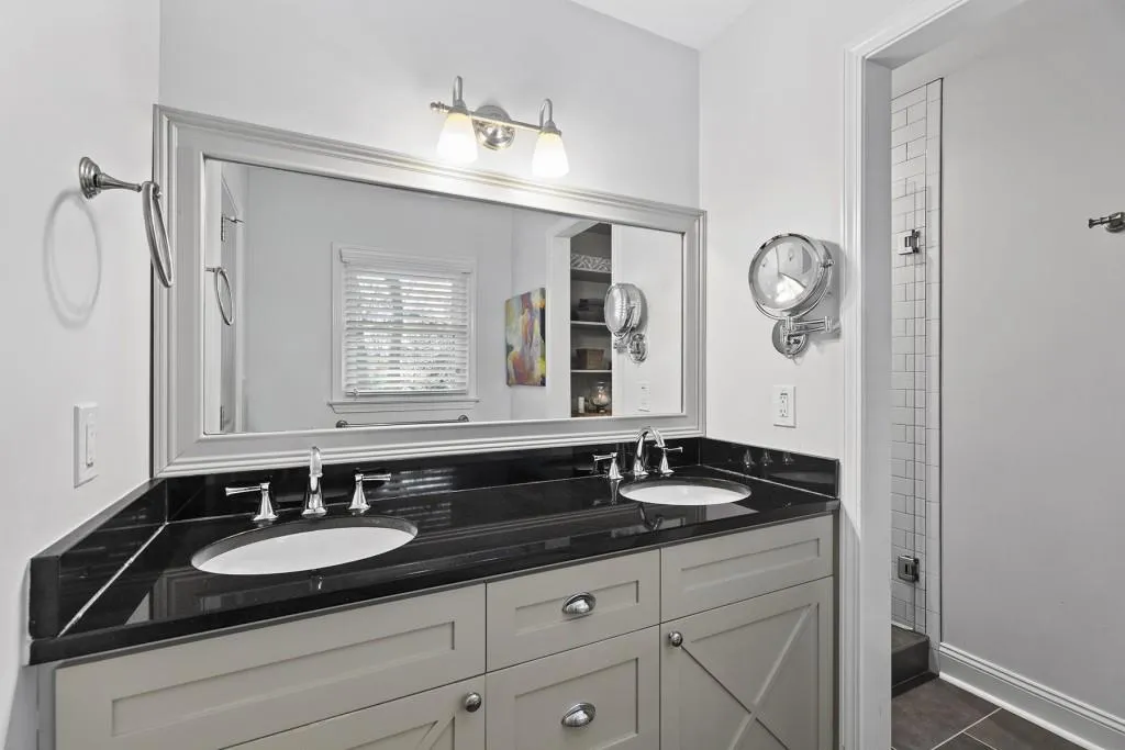 101 Mount Paran Road Ne, Atlanta, Georgia 30342, 4 Bedrooms Bedrooms, ,3 BathroomsBathrooms,Residential,Sold,101 Mount Paran Road Ne,7162763