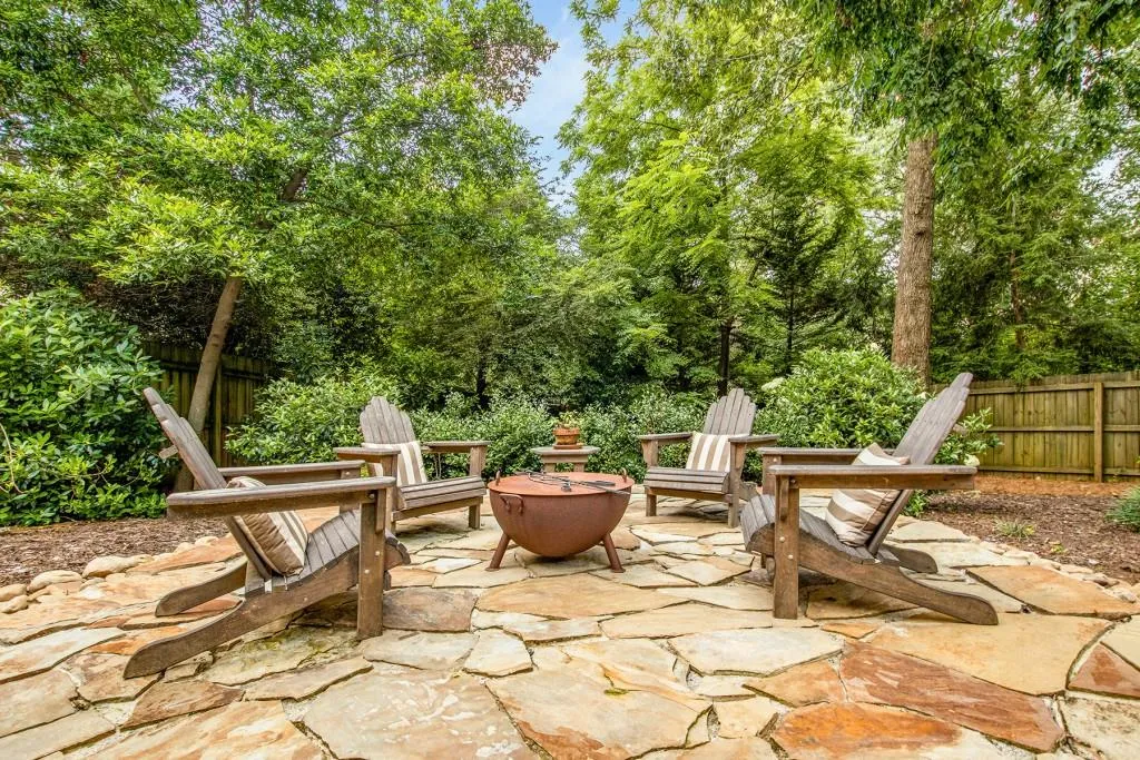 101 Mount Paran Road Ne, Atlanta, Georgia 30342, 4 Bedrooms Bedrooms, ,3 BathroomsBathrooms,Residential,Sold,101 Mount Paran Road Ne,7162763