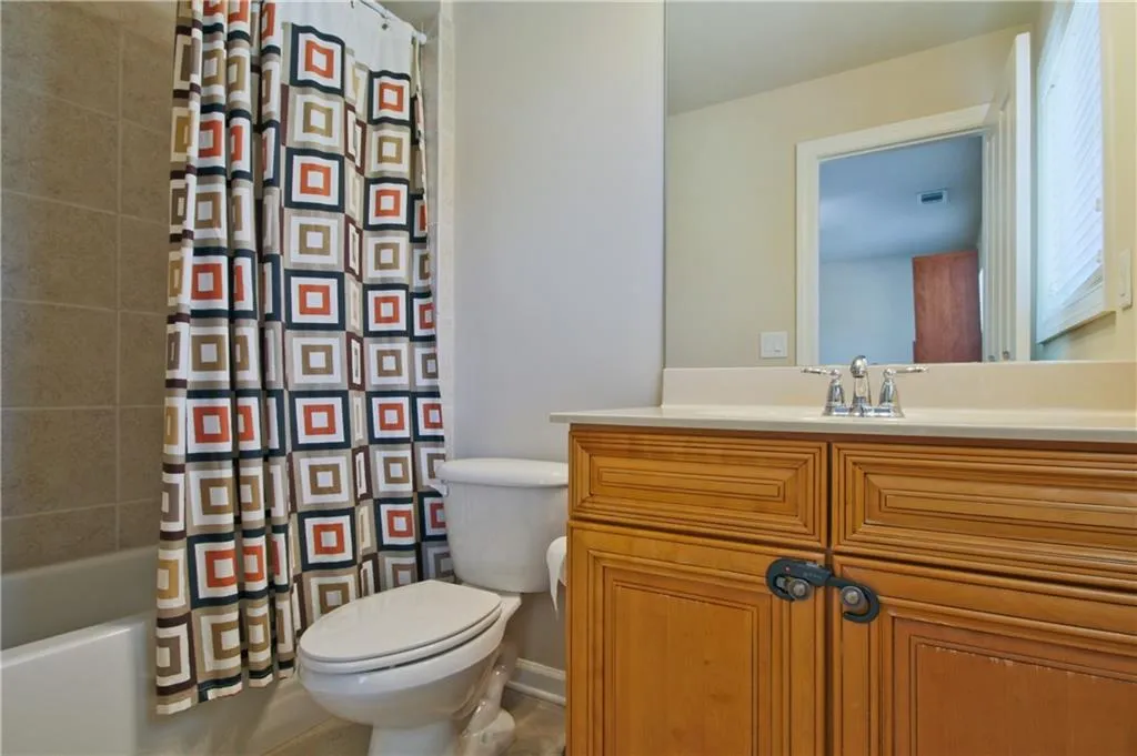 7775 Glisten Avenue Unit 345, Atlanta, Georgia 30328, 3 Bedrooms Bedrooms, ,3 BathroomsBathrooms,Residential,Sold,7775 Glisten Avenue Unit 345,5710571