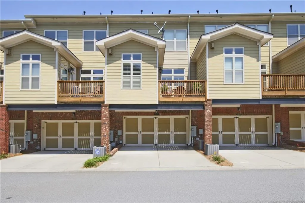 7775 Glisten Avenue Unit 345, Atlanta, Georgia 30328, 3 Bedrooms Bedrooms, ,3 BathroomsBathrooms,Residential,Sold,7775 Glisten Avenue Unit 345,5710571