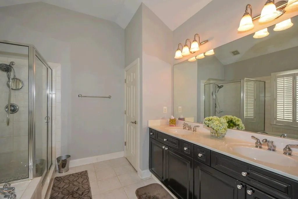 5456 Wentworth Street Unit -, Sandy Springs, Georgia 30342, 4 Bedrooms Bedrooms, ,3 BathroomsBathrooms,Residential,Sold,5456 Wentworth Street Unit -,5638736