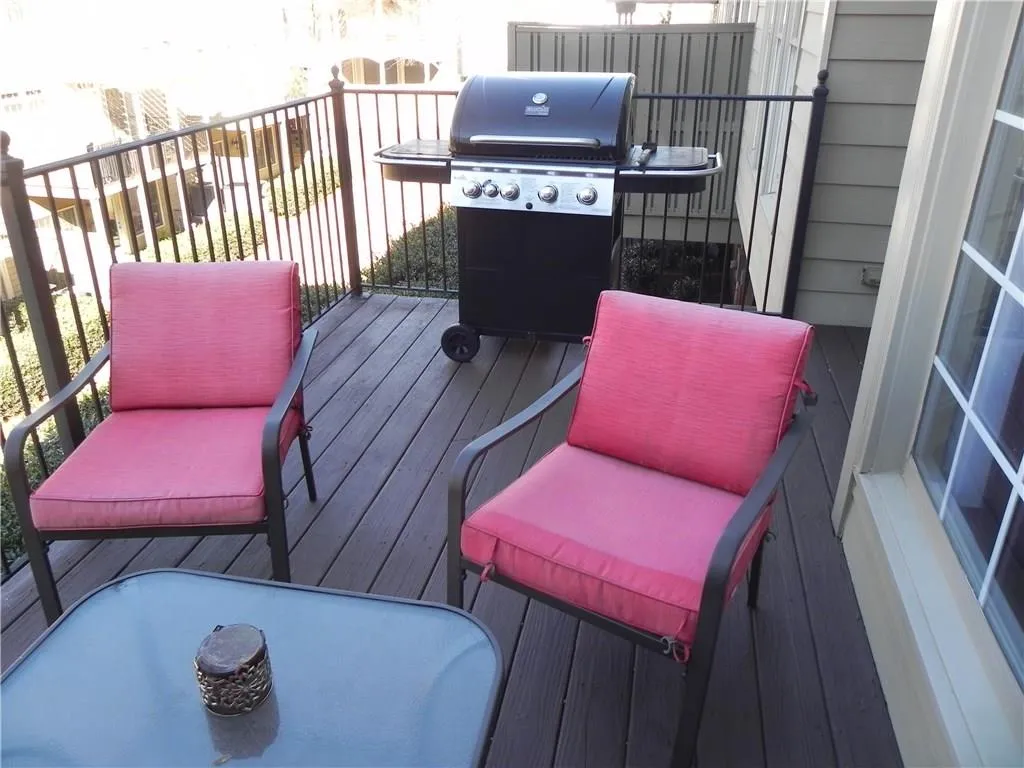 5456 Wentworth Street Unit -, Sandy Springs, Georgia 30342, 4 Bedrooms Bedrooms, ,3 BathroomsBathrooms,Residential,Sold,5456 Wentworth Street Unit -,5638736