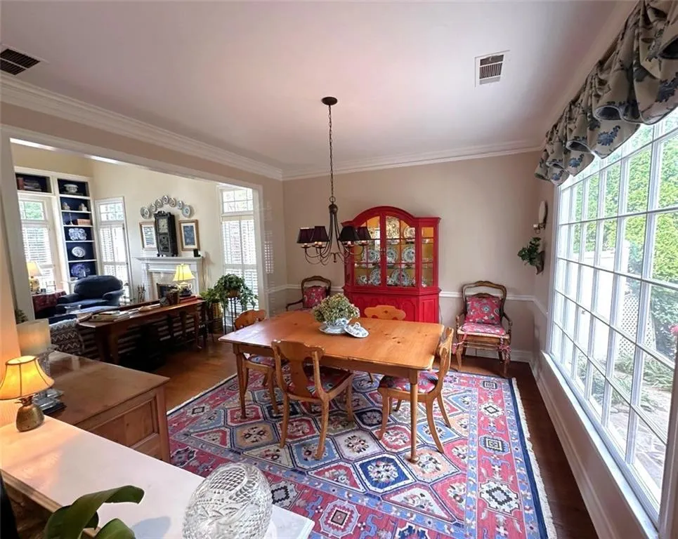 300 Spalding Gates Court, Atlanta, Georgia 30328, 3 Bedrooms Bedrooms, ,2 BathroomsBathrooms,Residential,Sold,300 Spalding Gates Court,7466281