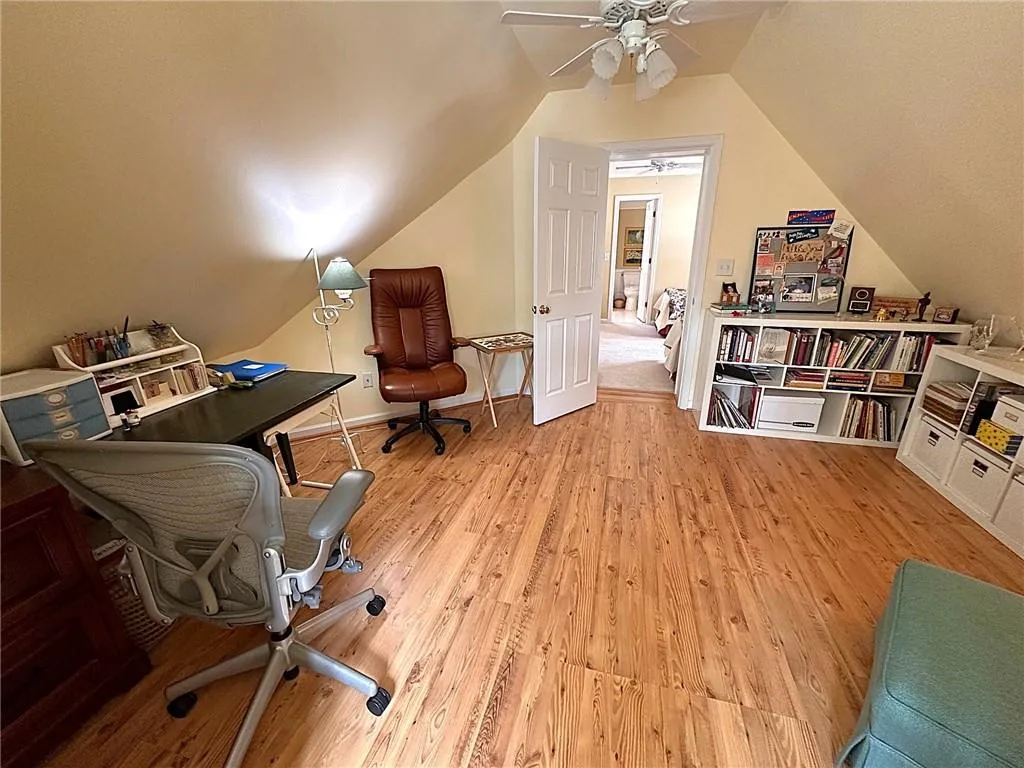 300 Spalding Gates Court, Atlanta, Georgia 30328, 3 Bedrooms Bedrooms, ,2 BathroomsBathrooms,Residential,Sold,300 Spalding Gates Court,7466281