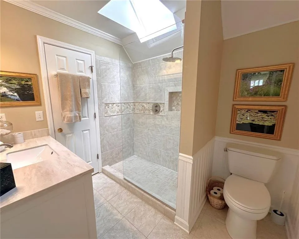 300 Spalding Gates Court, Atlanta, Georgia 30328, 3 Bedrooms Bedrooms, ,2 BathroomsBathrooms,Residential,Sold,300 Spalding Gates Court,7466281