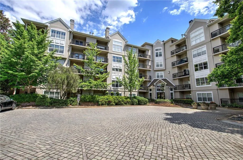 2110 River Green Drive Nw Unit 2110, Atlanta, Georgia 30327, 1 Bedroom Bedrooms, ,1 BathroomBathrooms,Residential,For Sale,2110 River Green Drive Nw Unit 2110,7579429