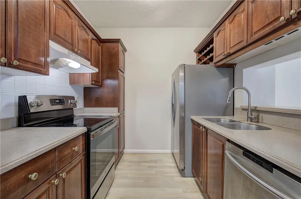 2110 River Green Drive Nw Unit 2110, Atlanta, Georgia 30327, 1 Bedroom Bedrooms, ,1 BathroomBathrooms,Residential,Sold,2110 River Green Drive Nw Unit 2110,7579429