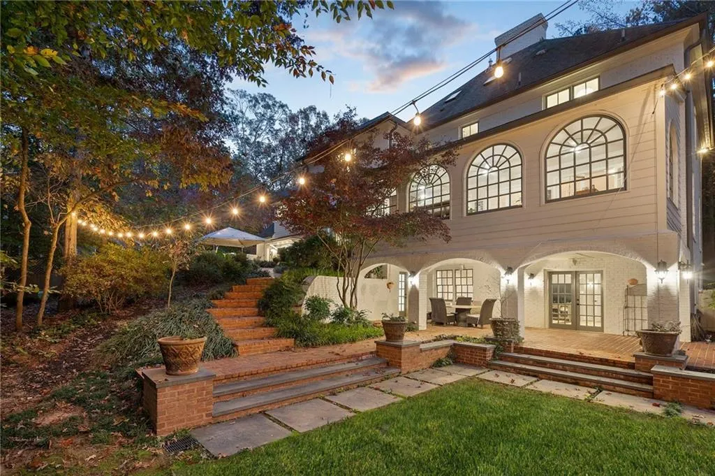 5735 Winterthur Lane, Atlanta, Georgia 30328, 5 Bedrooms Bedrooms, ,6 BathroomsBathrooms,Residential,Sold,5735 Winterthur Lane,7512878