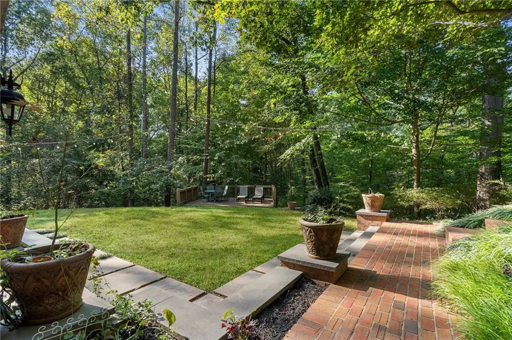 5735 Winterthur Lane, Atlanta, Georgia 30328, 5 Bedrooms Bedrooms, ,6 BathroomsBathrooms,Residential,Sold,5735 Winterthur Lane,7512878