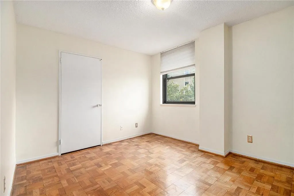 2965 Pharr Court South Northwest Nw Unit 714, Atlanta, Georgia 30305, 2 Bedrooms Bedrooms, ,2 BathroomsBathrooms,Residential,For Sale,2965 Pharr Court South Northwest Nw Unit 714,7594003
