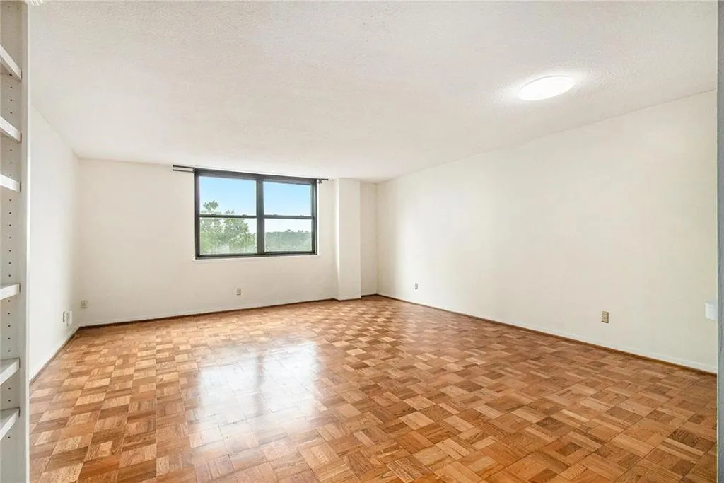 2965 Pharr Court South Northwest Nw Unit 714, Atlanta, Georgia 30305, 2 Bedrooms Bedrooms, ,2 BathroomsBathrooms,Residential,For Sale,2965 Pharr Court South Northwest Nw Unit 714,7594003
