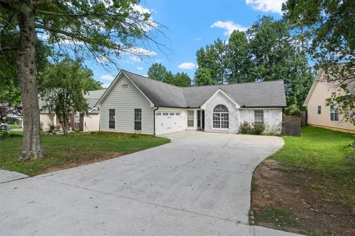 5235 Sterling Trace Court Nw, Lilburn, Georgia 30047