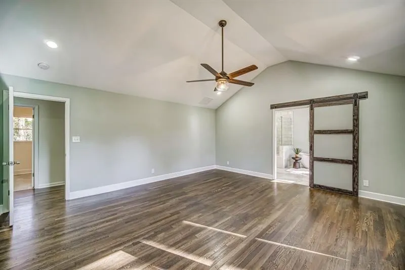6185 Weatherly Drive, Sandy Springs, Georgia 30328, 4 Bedrooms Bedrooms, ,4 BathroomsBathrooms,Residential,Sold,6185 Weatherly Drive,6651036