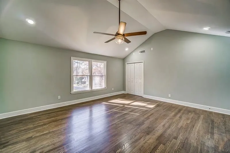 6185 Weatherly Drive, Sandy Springs, Georgia 30328, 4 Bedrooms Bedrooms, ,4 BathroomsBathrooms,Residential,Sold,6185 Weatherly Drive,6651036