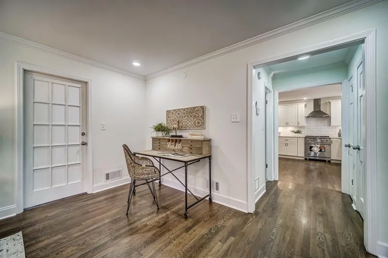 6185 Weatherly Drive, Sandy Springs, Georgia 30328, 4 Bedrooms Bedrooms, ,4 BathroomsBathrooms,Residential,Sold,6185 Weatherly Drive,6651036